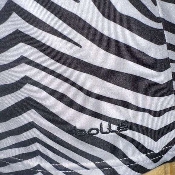 Bolle Black/White Zebra Print Sleeveless Active Top Size Medium - Picture 2 of 12